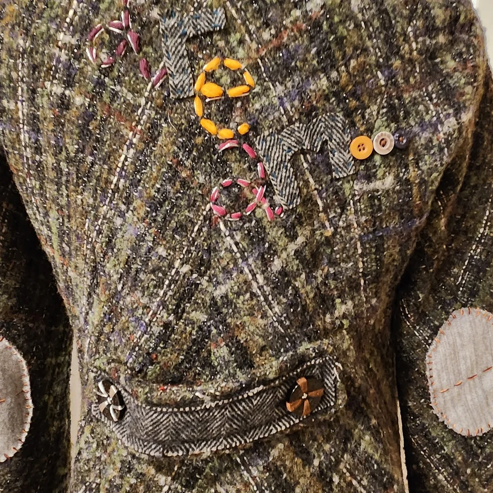 Desigual wool coat size 44 or Large gray/brown with subtle black metallic thread - Picture 11 of 14